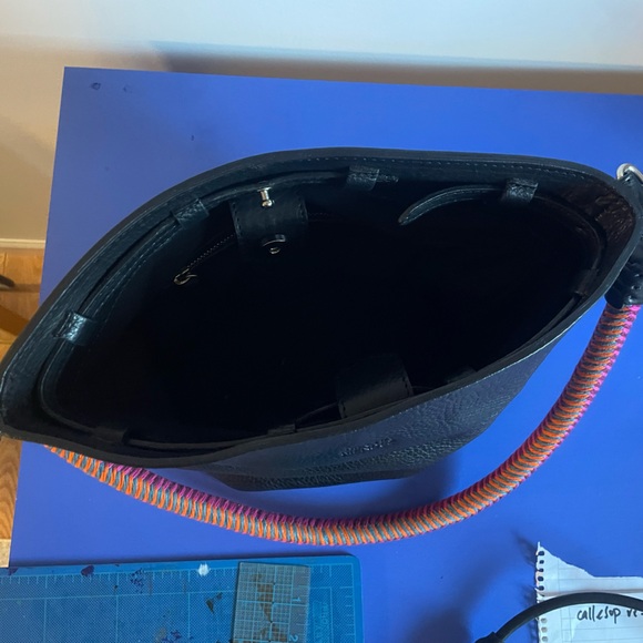 Mecha Mendez Black Bucket Hypnotic - Picture 5 of 6